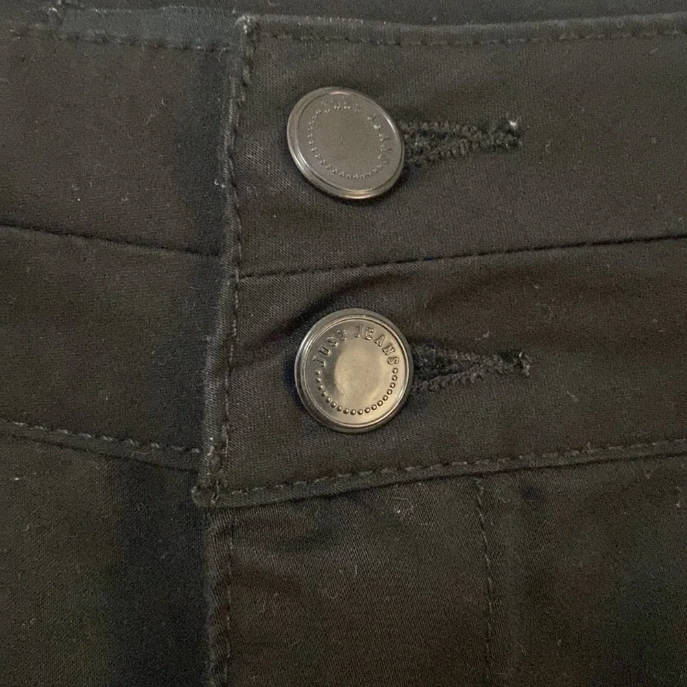 Just Jeans - Black Shorts - Size 12 - Picture 5 of 6